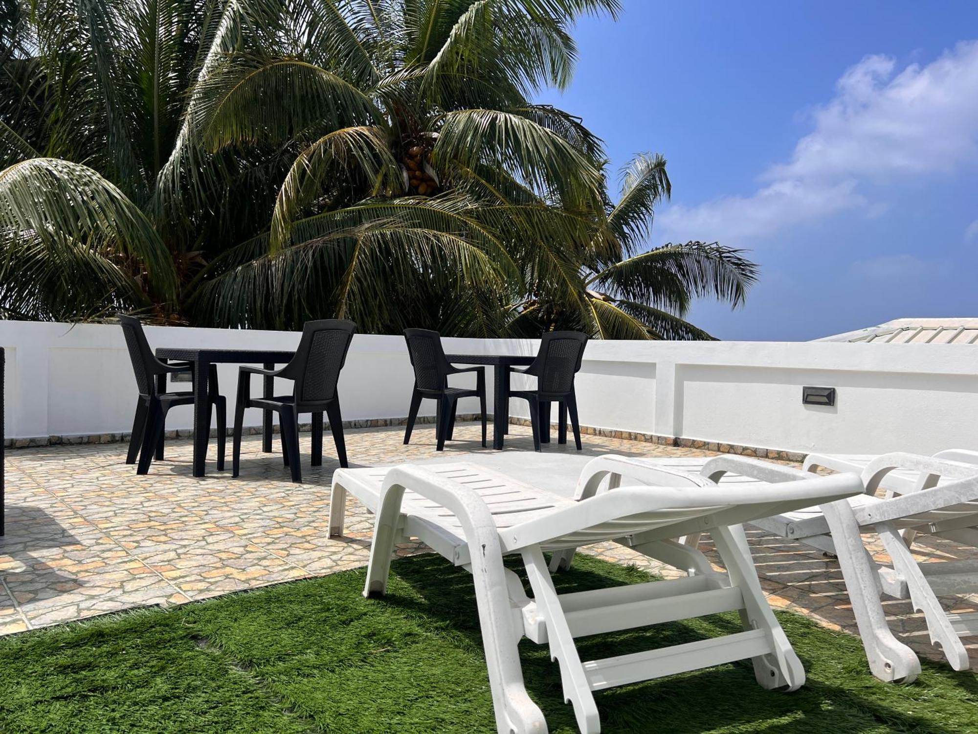 Biosphere Inn Dharavandhoo Exterior foto