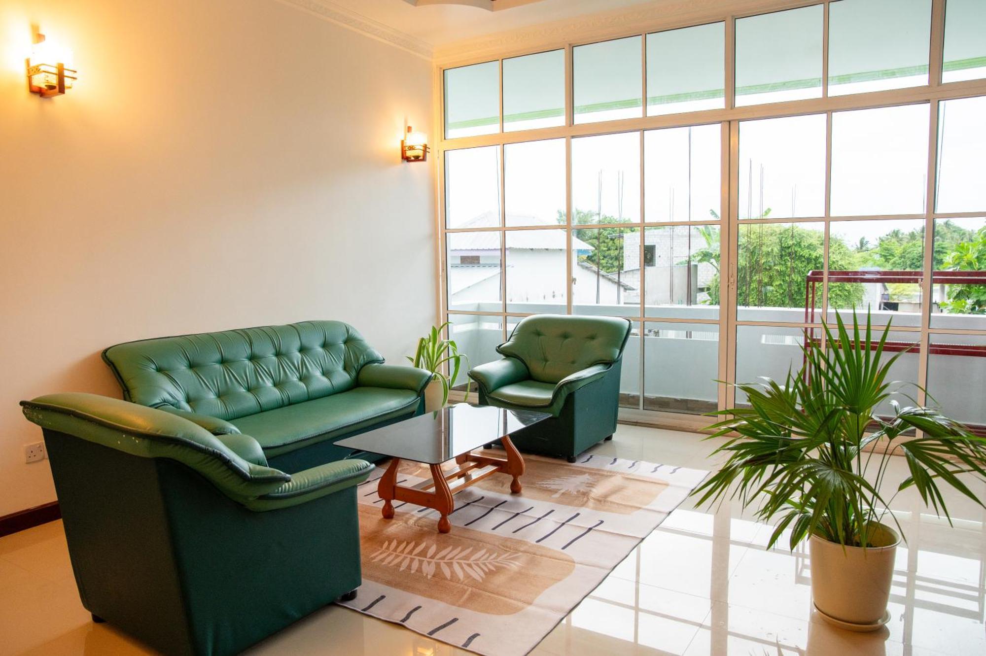 Biosphere Inn Dharavandhoo Exterior foto