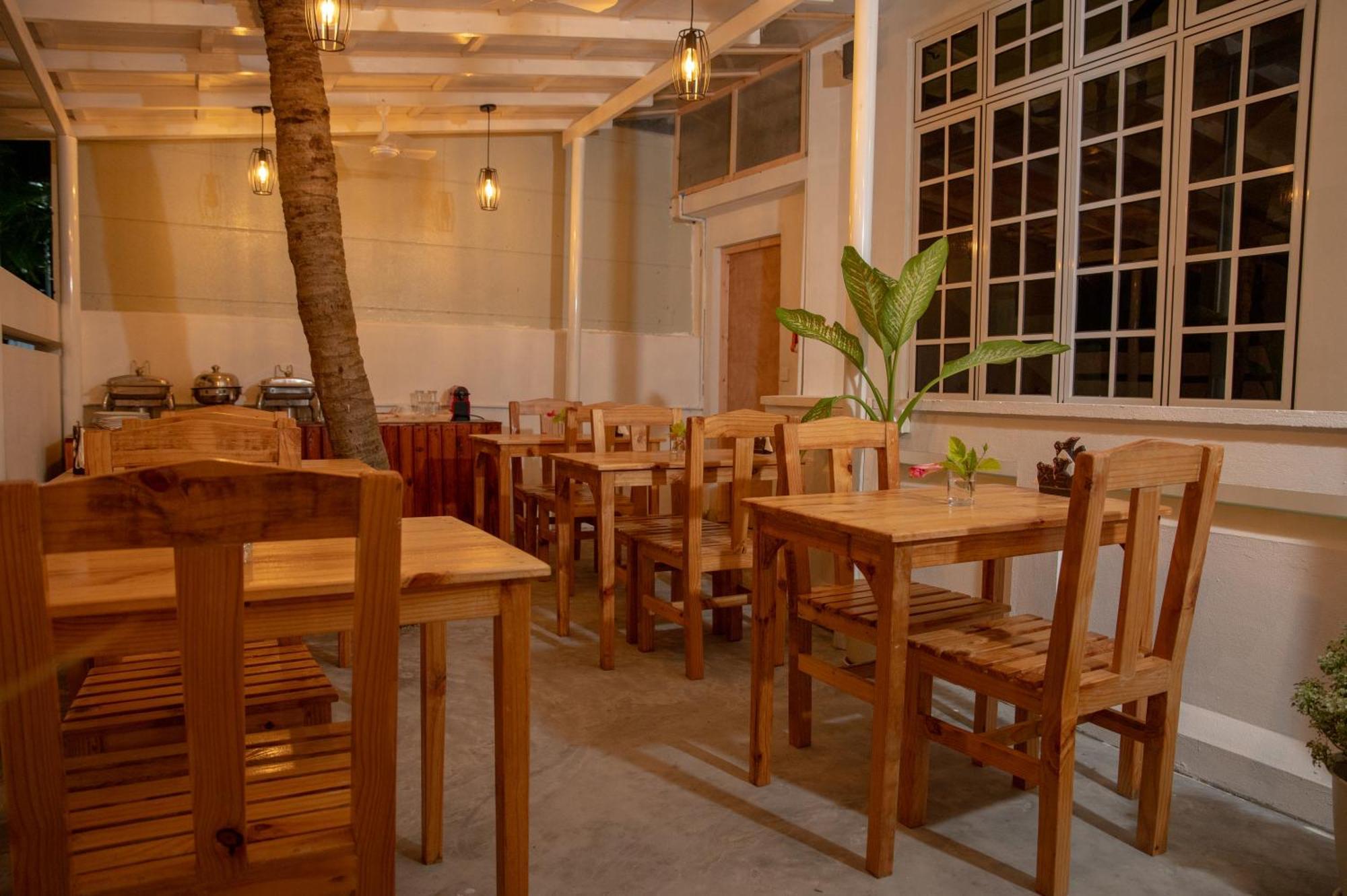 Biosphere Inn Dharavandhoo Exterior foto